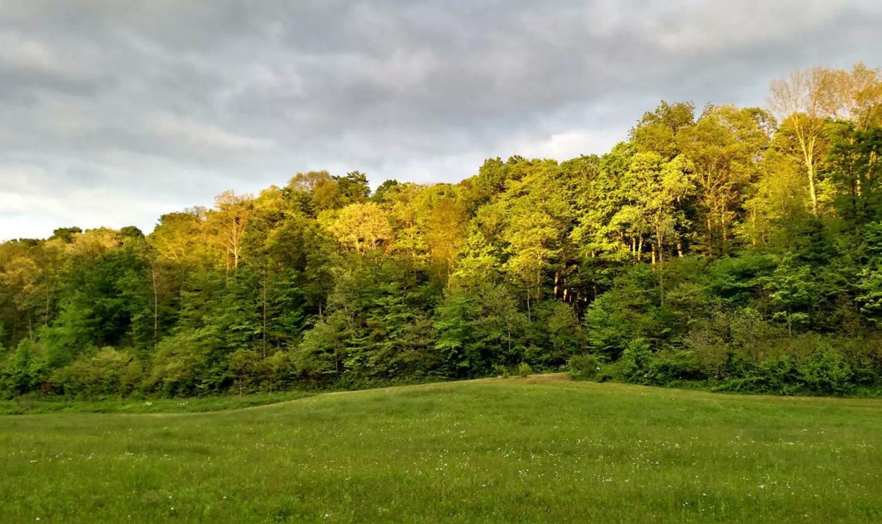 Altenbrauch Farm - Camping In The Hocking Hills Hotel Stella Exterior photo